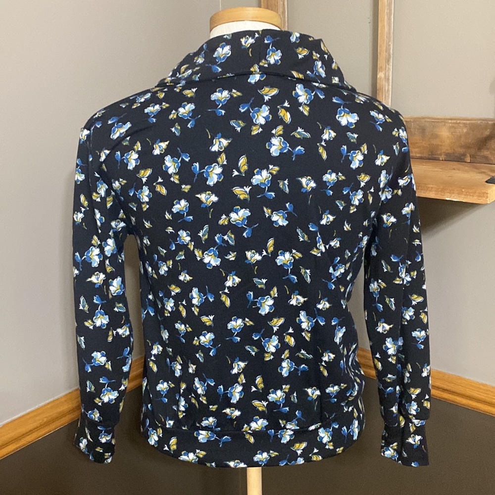 Emaline black floral cowl neck long sleeve top size PS - Picture 2 of 6